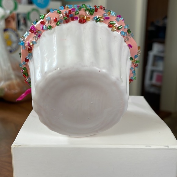 Sweetest season cupcake ornament, pink - Picture 3 of 3